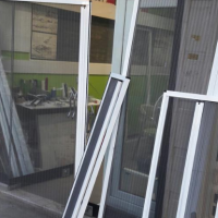 تولید انواع توری های ثابت و ریلی در بجنورد