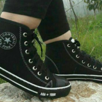 گروه تولیدی کفش  در قزوین