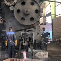 پرس لقمه بر(گیوتین)600تن کوره پیش گرم لیفتراک 5 تن