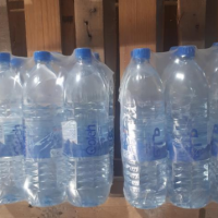 فروش اب معدنی تعداد محدود