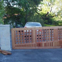 ارایه خدمات نصب و تعمیر جکهای درب پارکینگی در تهران