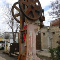 دستگاه پرس ضربه ایی 200 تن