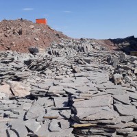 فروش سنگ لاشه ورقه ای سنگ مالون سنگ کوهی