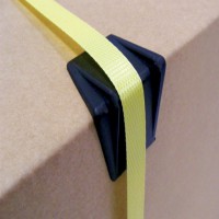 گوشه پلاستیکی محافظ  لبه کارتن و پالت 09197443453