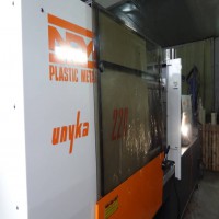 تزریق پلاستیک 220 تن متال ایتالیا