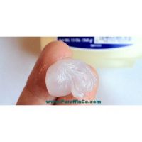 وازلین آرایشی