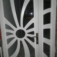 تولیدی و ساخت درب چوبی