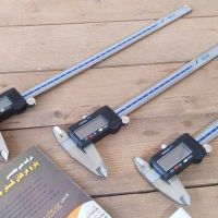 انواع کولیس دیجیتال در سایز ها و ابعاد مختلف