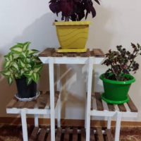 تولید عمده و سفارشی استند گلدان