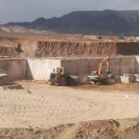 فروش معدن تراورتن در ابرکوه