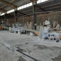 کارخانه سنگبری روبروی معدن هرسین