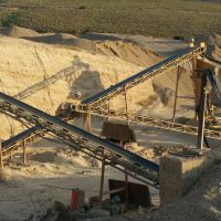 فروش قسطی معدن شن و ماسه و کارخانه سنگ شکن و دانه بندی