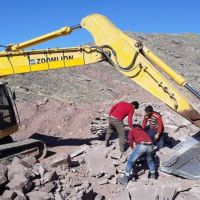 فروش معدن سنگ لاشه در چناران