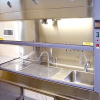 لوازم وتجهیزات آزمایشگاه کارخانه عرقیات وگلاب-لقمان پژوهش