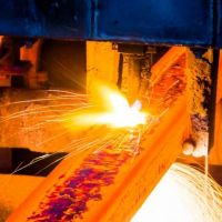 کارخانه ذوب فولاد در حال کار