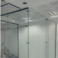 انجام کلیه امور نصب و تعمیر شیشه و درب اتوماتیک در تهران