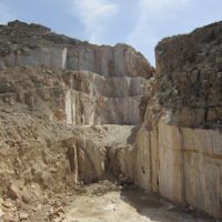 جذب پیمانکار در معدن مرمر بجنورد