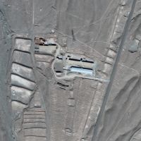 فروش مرغداری گوشتی ۳۰۰۰۰قطعه یک هکتار زمین فول امکانات در بیرجند