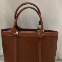 پرسنل ماهر و نیمه ماهر در تولیدی کیف