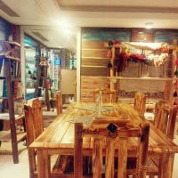 مشاور و طراح داخلی چیدمان کافه گالری