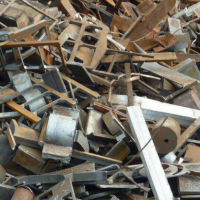 خریدار آهن آلات و ضایعات فلزات با بالاترین قیمت در تهران