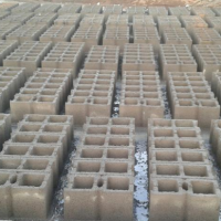 تولید انواع بلوک سیمانی در همدان