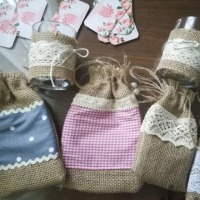 طراحی و تولید انواع هدیه گل