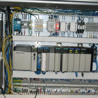 ارایه خدمات برق صنعتی در اصفهان