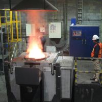 فروش سهام کارخانه ی ذوب آهن
