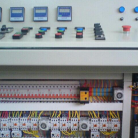 انجام امور سیم کشی و برقکاری ساختمان در آبادان