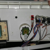 خدمات تعمیر و نصب انواع ماشین لباسشویی در کرج