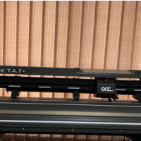 فروش دستگاه چاپ و برش علایم در تهران