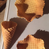 تولید پخش انواع نون بستنی  در قزوین