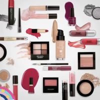 فروش لوازم آرایشی عمده و خرده