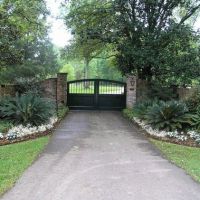 زمین در تهران