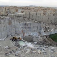 جذب پیمانکار در معدن کریستال لایبید