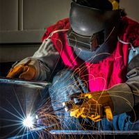 خدمات ماشینکاری دقیق با فرز دروازه ای