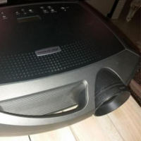 خدمات نصب و تعمیر انواع ویدیو پروژکتور و پرده  در کرج