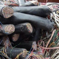 خریدار ضایعات آهن مس برنج آلومینیوم وغیره