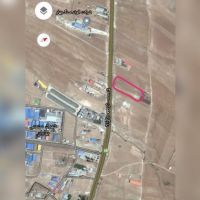 فورش زمین بر جاده کرمانشاه در همدان