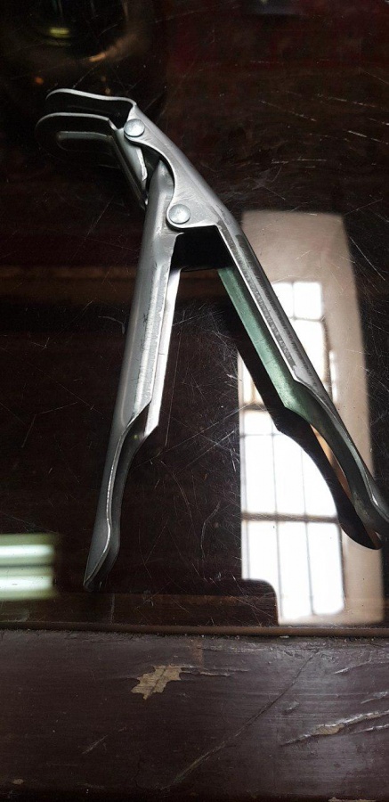 تولید انبر پیتزا0