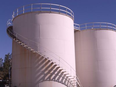 فروش کارخانه پارافین در اصفهان -مجتمع شيميايى واقع در اصفهان 1