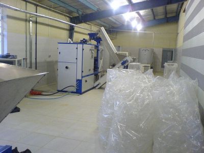 فروش کارخانه نوشابه در شهرک صنعتی پاوه4