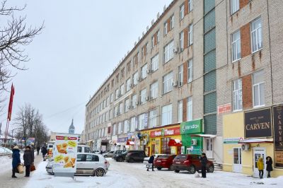 فروش تولیدی پوشاک در  کشور روسیه 1000 کیلومتری ورشو1