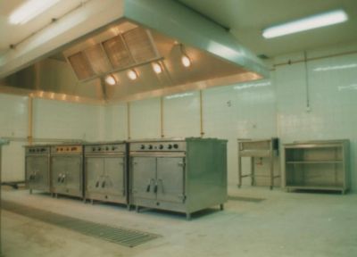 فروش تجهيزات آشپزخانه هاي صنعتي ممتاز تاراج0