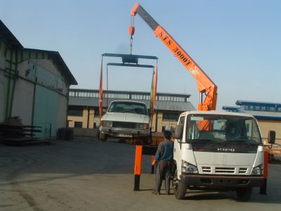 سازنده جرثقیل پشت کامیونی مدل  STS 3000T0
