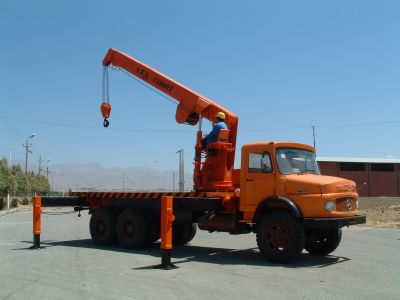 جرثقیل پشت کامیونی  مدل STS15000T0