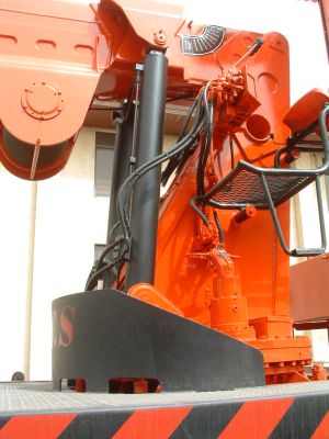 تعمیر جرثقیل اس تی اس  مدل STS15000T0