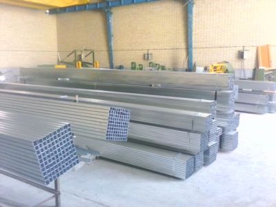 پروفیل تقویتی گالوانیزه upvc3