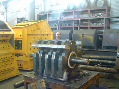 بزرگترین تولید کننده سنگ شکن های مدل MCM 180 B0